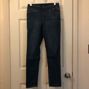 Levi’s Perfectly Slimming Pull-On Jeggings size 27